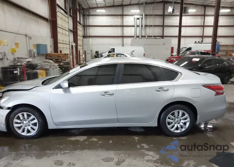 2014 Nissan Altima 2.5 S из США, поврежденный, VIN 1N4AL3AP3EN338713